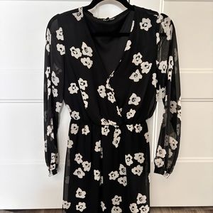 Express - Long sleeve Floral Dress